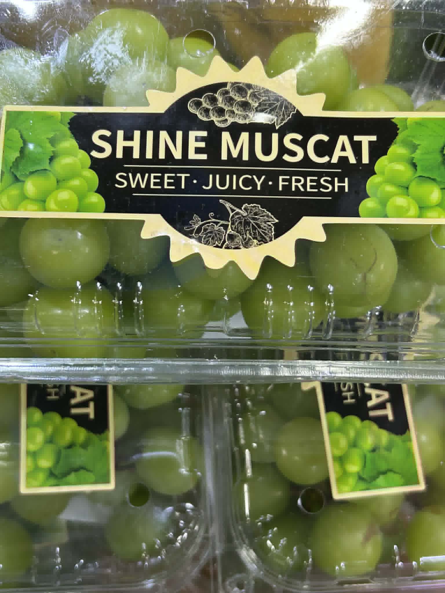 Grapes Green
