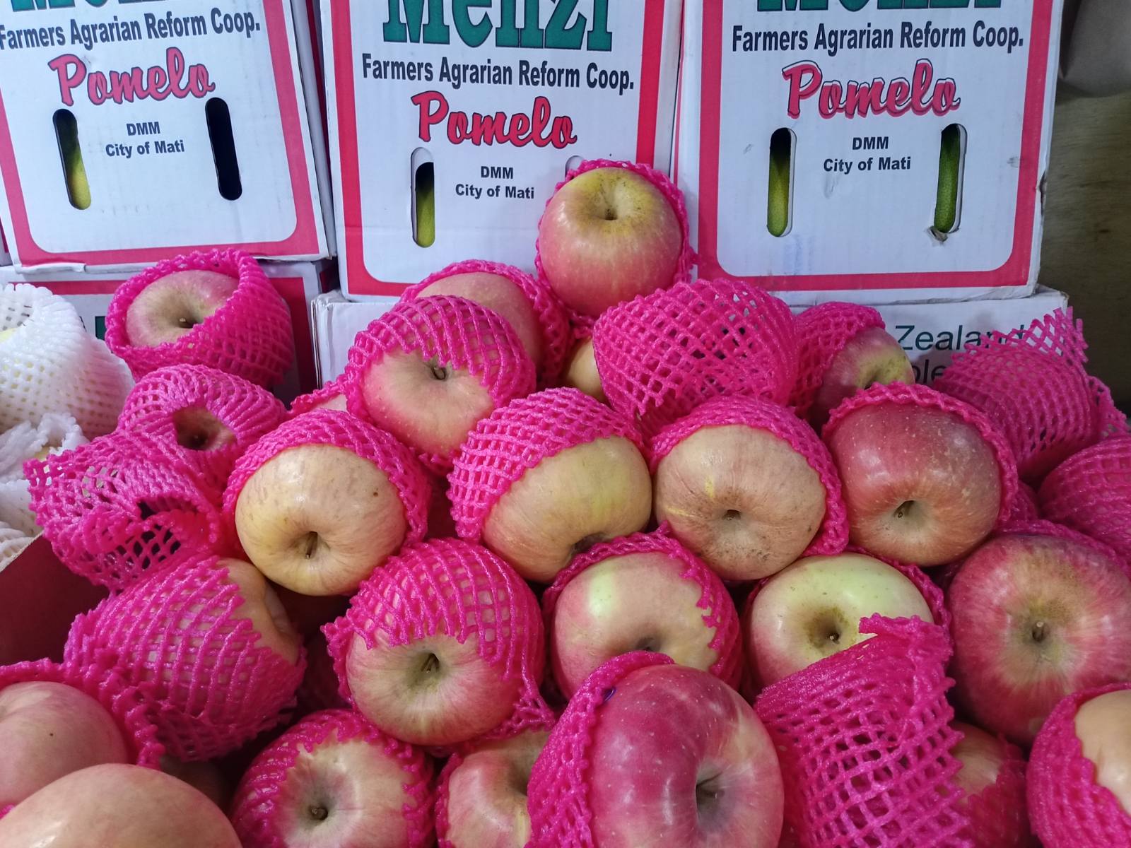 Red Apple  (32)